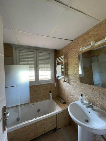Quadruple Room with Private External Bathroom in Madrid, Madrid Province