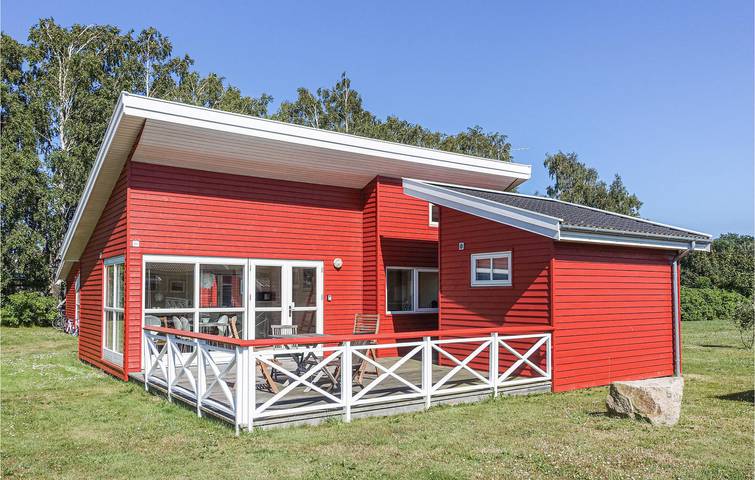 Ferienhaus für 4 Personen mit Terrasse in Rø, Gudhjem