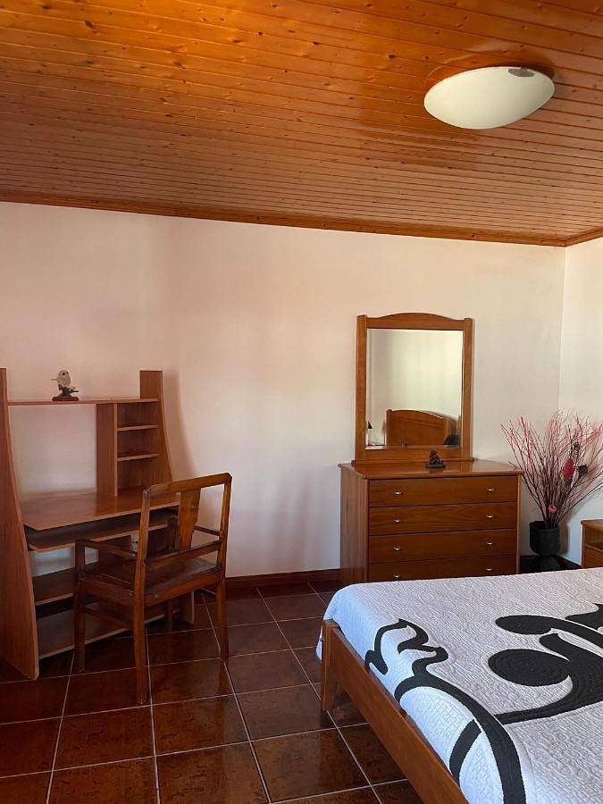 Gîte pour 3 personnes, avec vue et balcon à Lajes do Pico - 2