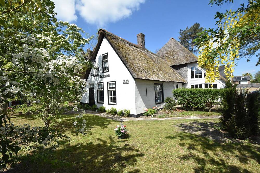 Bauernhaus in Groet in der Nähe von Meer und Wald in Groet, Noord-Holland - Nordseeküste