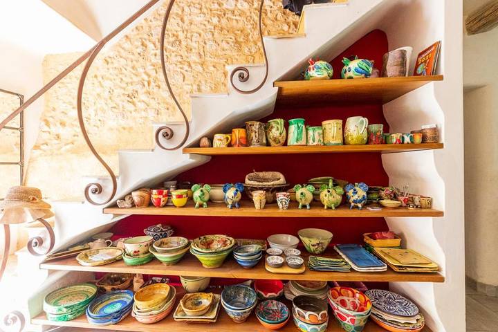 Chambre d’hôte pour 3 personnes, avec vue ainsi que jardin et terrasse à Moustiers-Sainte-Marie - 3