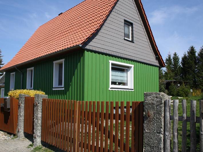 Ferienhaus für 4 Personen, mit Terrasse und Garten in Allrode