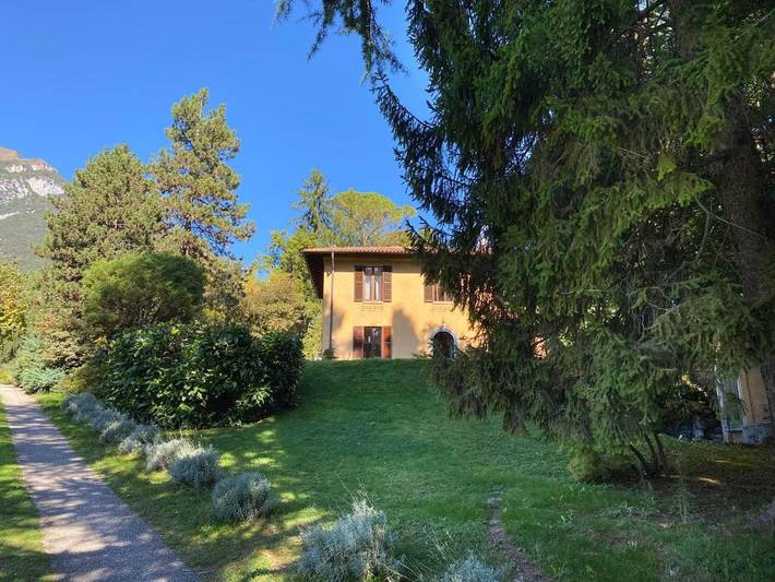 Location de vacances pour 2 personnes, avec jardin et jacuzzi dans Tremezzo - 2