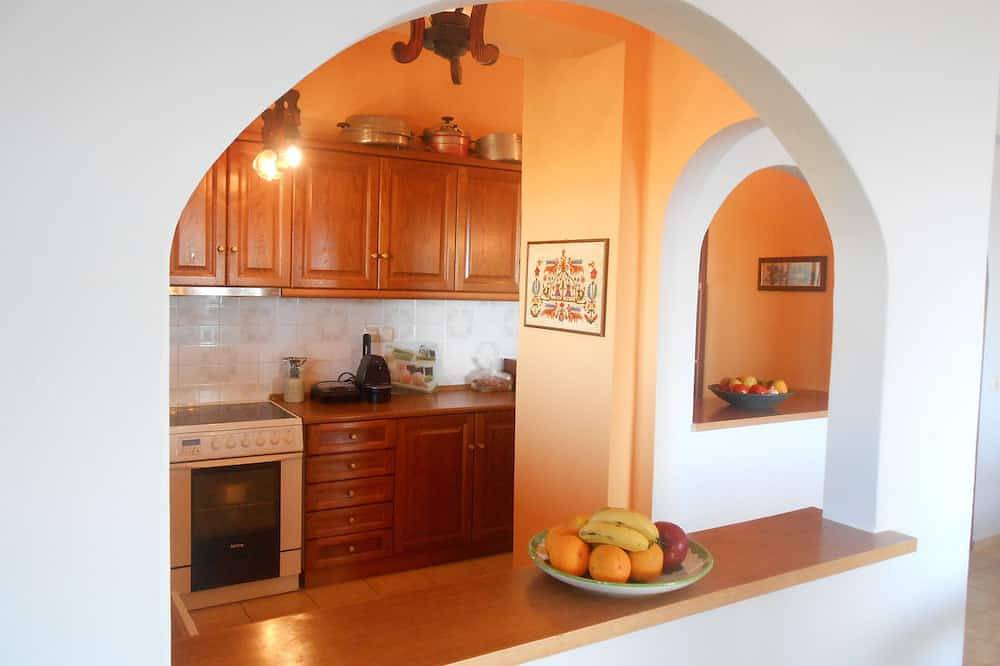 Panorama House, in Kournas, 7 min zum Meer, 4 min zu Tavernen, herrliche Aussicht in Chania und Umgebung