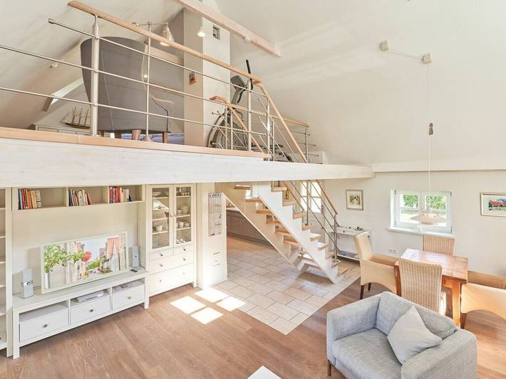 Reetgedecktes Ferienhaus Haubarg-Kieker in Simonsberg, Halbinsel Eiderstedt
