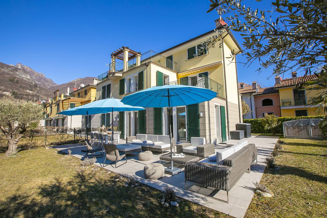 Ganze Wohnung, Ferienwohnung für 8 Personen mit Terrasse in Porlezza, Gemeinde Porlezza