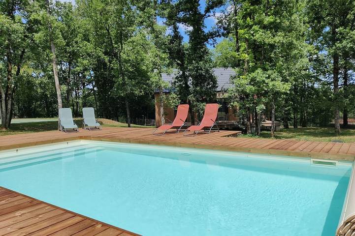 Location de vacances pour 4 personnes, avec Terrasse et Jardin à Nadaillac