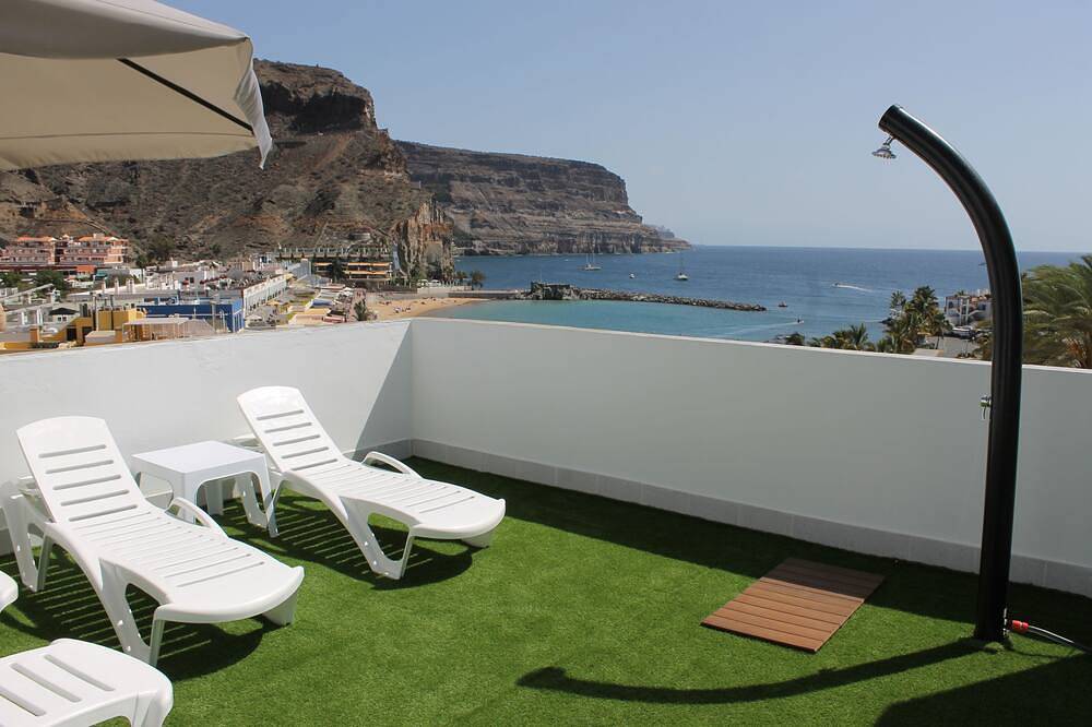 Apartamento entero, Mele Sky Beach, 1, sea views, terrace and sun in Puerto de Mogan, Mogán