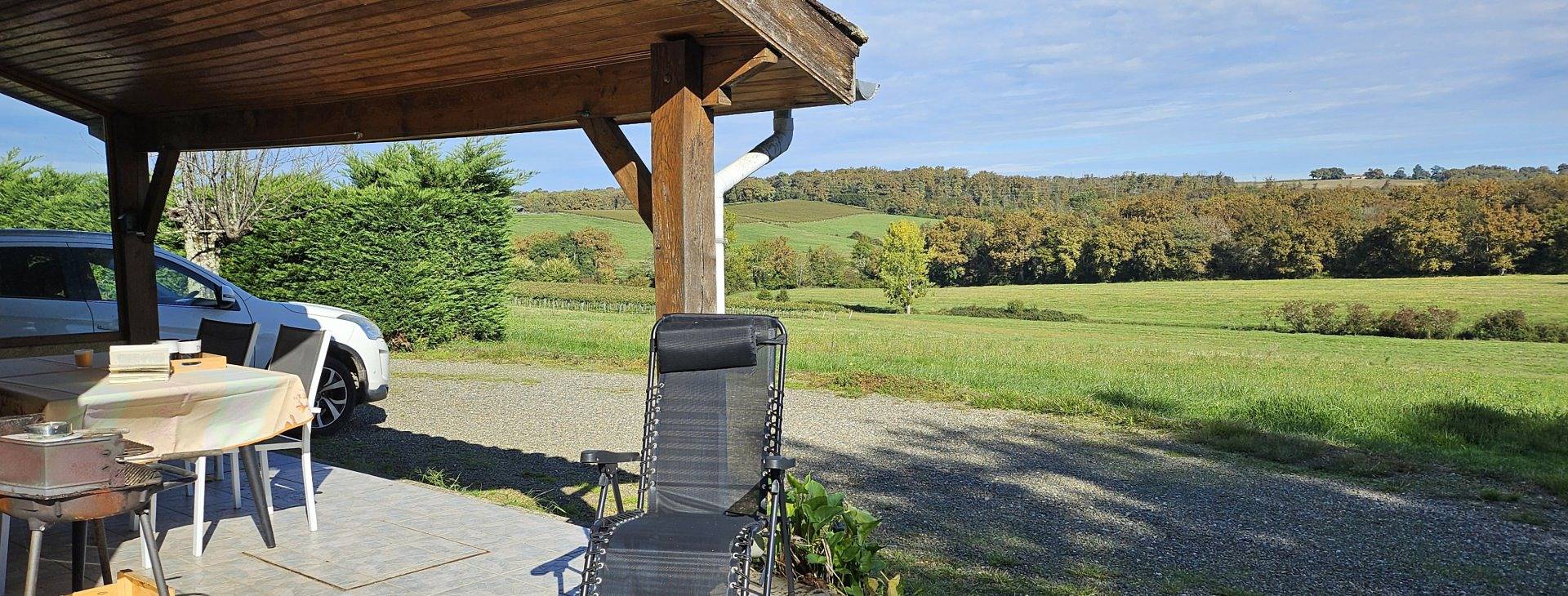 T2 en haut d'un vallon à la campagne, Camat Le Vallon in Cazaubon, Gers