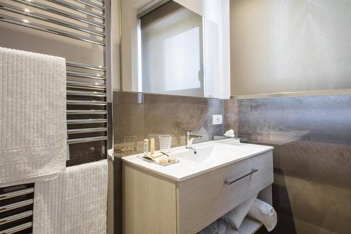 Hôtel pour 2 personnes, avec terrasse ainsi que vue et jardin, animaux acceptés à Roseto degli Abruzzi - 4