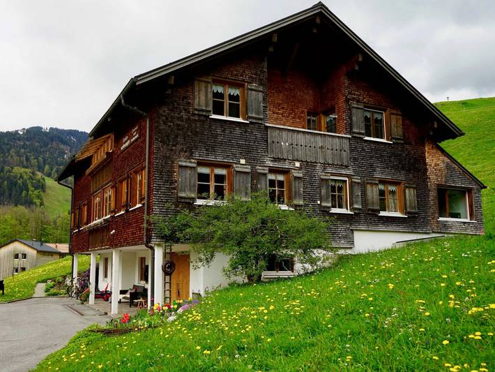 Ferienwohnung für 2 Personen, mit Balkon und Garten, kinderfreundlich in Schoppernau - 3