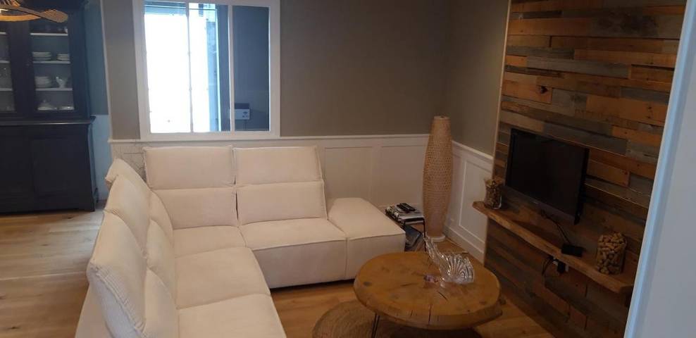Location de vacances pour 8 personnes, avec terrasse à Saint-Porchaire - 2