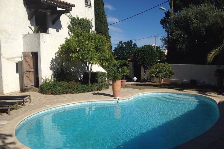 Villa pour 6 personnes, avec Terrasse et Jardin à Le Cannet