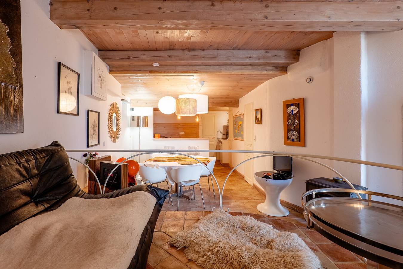 Entire apartment, Le Cocon – Cozy Village House with Mountain Views in Puimoisson, Verdon Regional Natural Park