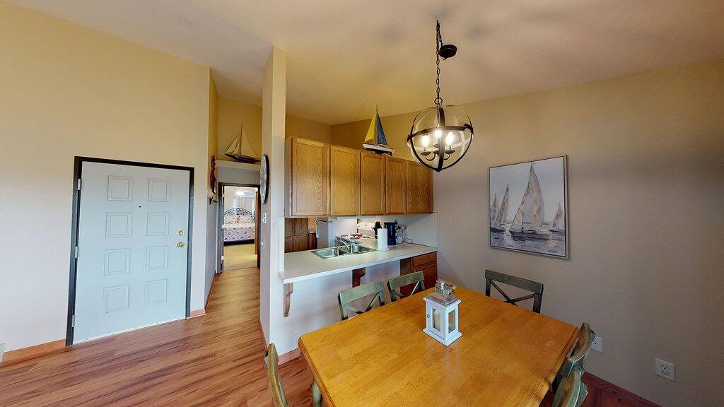 Ganze Wohnung, Jo's Escape 2 Schlafzimmer, 2 Bäder Wohnung in Eriesee