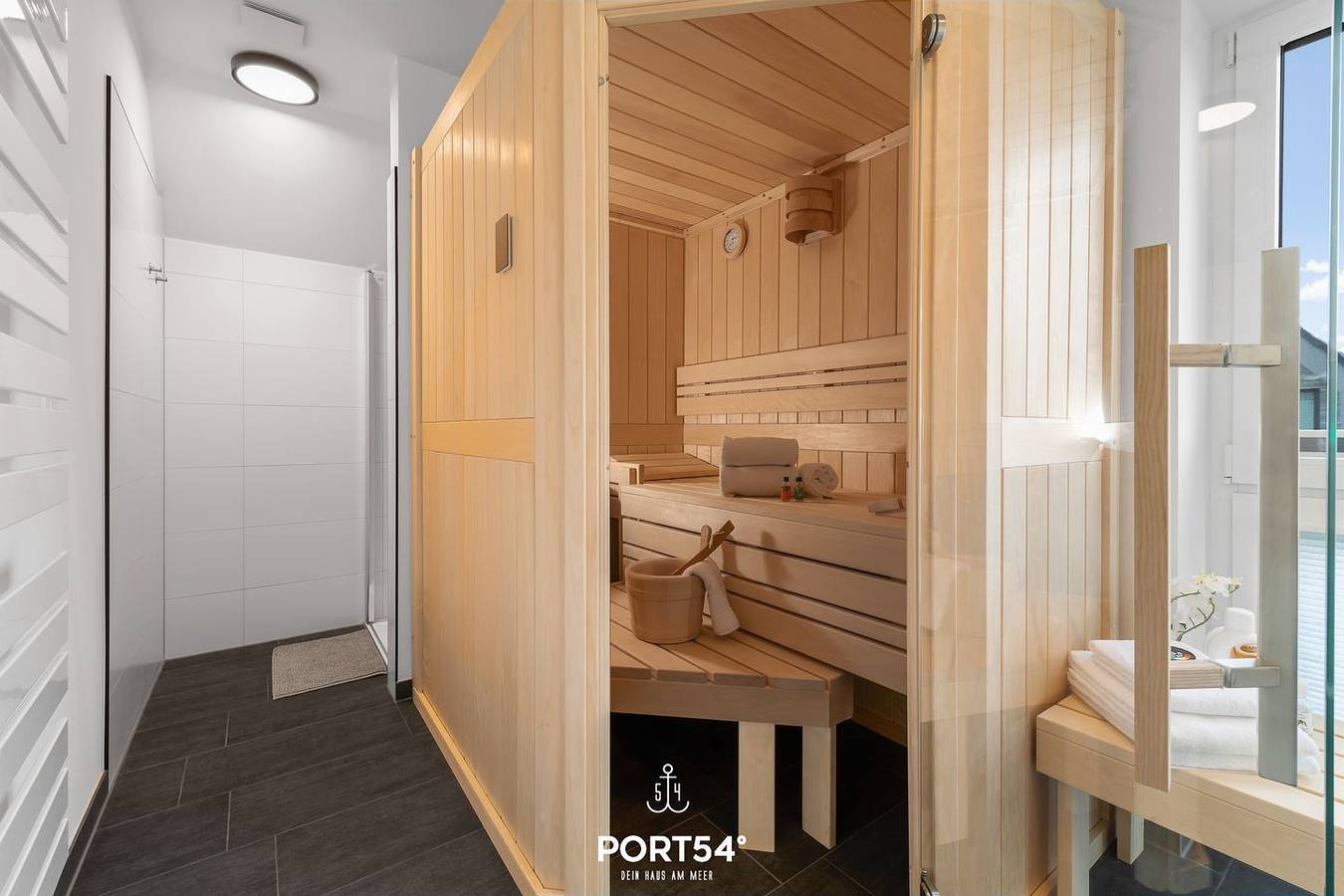 Küstenbude in Nordseenähe mit Sauna, Terrasse, Parkplatz & Wlan in Büsum, Dithmarschen