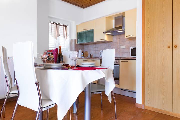 Ferienwohnung für 3 Personen, mit Balkon und Terrasse in Kvarner Bucht - 3