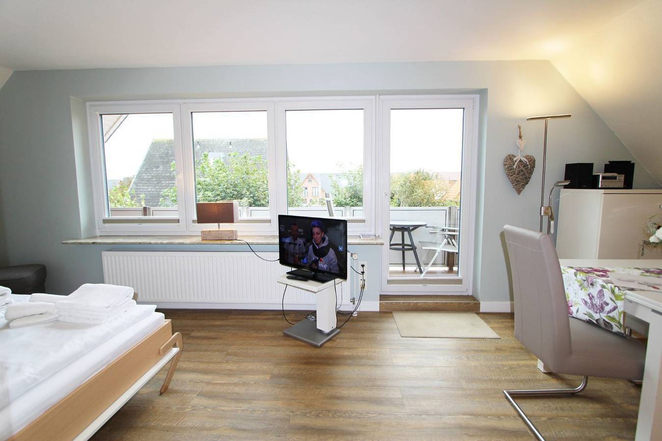 Ganze Wohnung, Zentral gelegenes 1-Ziimer-Ferienappartement im Herzen von Wenningstedt in Wenningstedt, Sylt