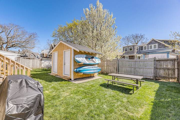 Vacation rental for 8 people, with terrace and yard, with pets in Wareham