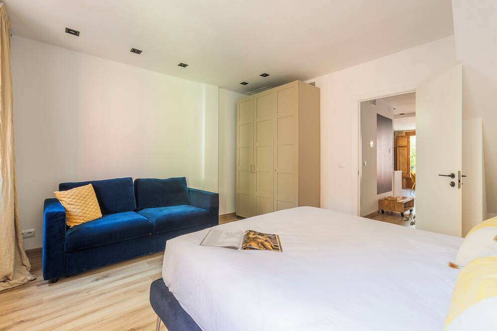Ganze Wohnung, Luxury new apartamen, 10 min walk to the beach, Netflix, Late Checkout in Valencia, Costa de Valencia