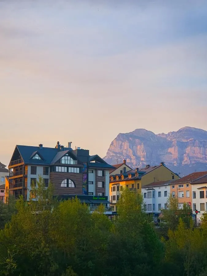Hotel für 3 Personen, mit Terrasse - 1