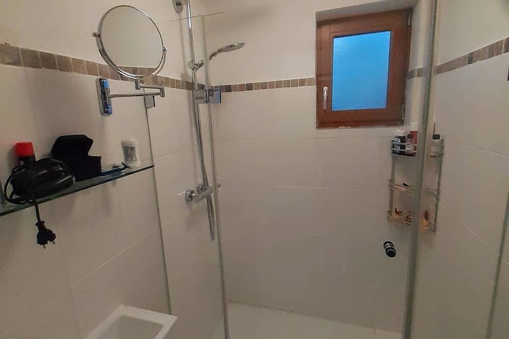 Ganze Wohnung, Ein-Zimmer-Ferienapartment in bester Urlaubslage in Murnau am Staffelsee, Das Blaue Land