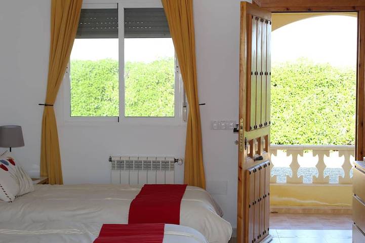 Villa Mariana Villa with large private pool, tennis court and Games Room, garden in Turre, Costa de Almería