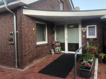 Ferienwohnung für 4 Personen, mit Terrasse und Garten in Rhauderfehn