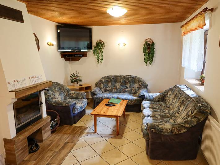 Ferienhaus für 19 Personen, mit Balkon und Garten in Nordböhmen - 2