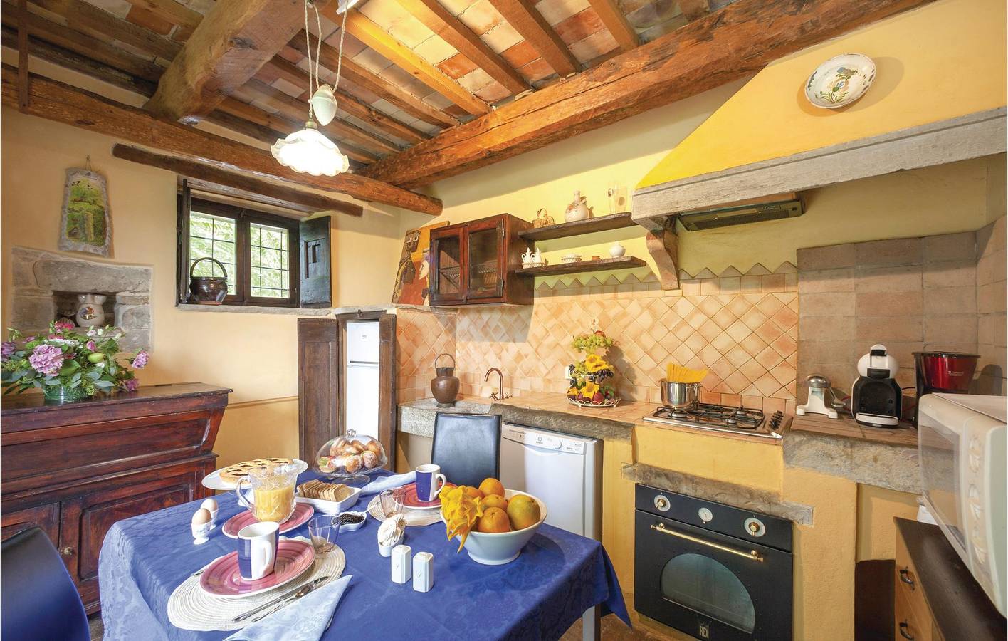 Ferienhaus für 10 Personen mit Terrasse in Apecchio, Valle del Metauro