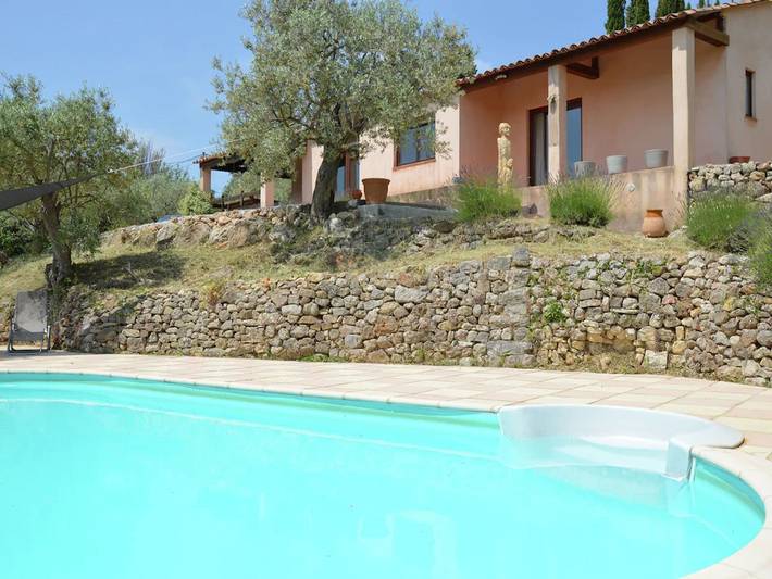 Villa pour 10 personnes, avec jardin et piscine - 1