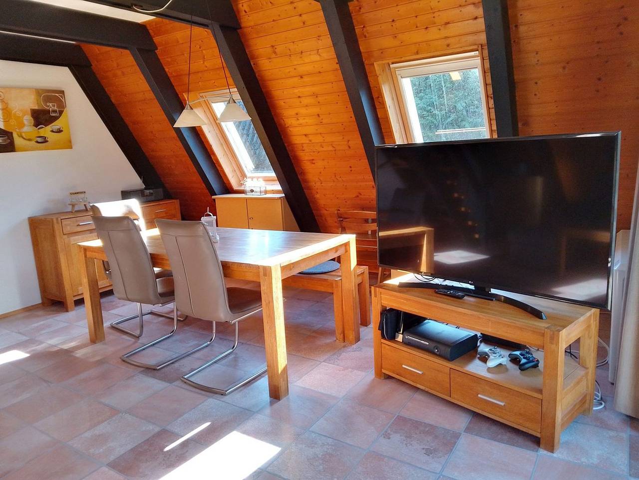 Nurdachhaus Fuxbau - Gemütliches Nurdach-Ferienhaus Fuxbau im Ferienpark Fedderwardersiel in Fedderwardersiel, Butjadingen