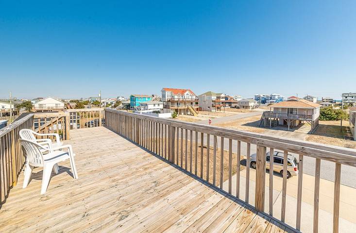Vacation house for 6 people, with balcony in Kill Devil Hills