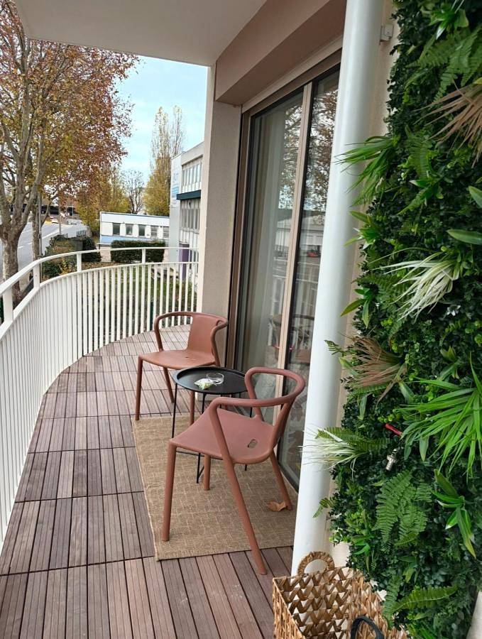 Gîte pour 4 personnes, avec balcon et vue à Villeneuve-la-Garenne - 2