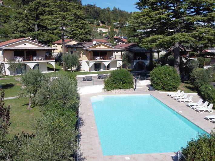 Ferienhaus für 4 Personen, mit Kinderpool und Terrasse sowie Garten, mit Haustier in Gardasee-Lombardei