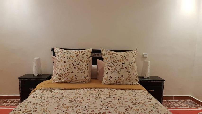 Chambre d’hôte pour 6 personnes, avec terrasse dans Tamraght Ouzdar