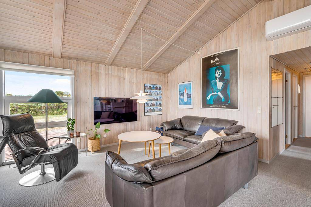 Dejligt sommerhus med sauna og udsigt in Nørre Lyngvig, Hvide Sande