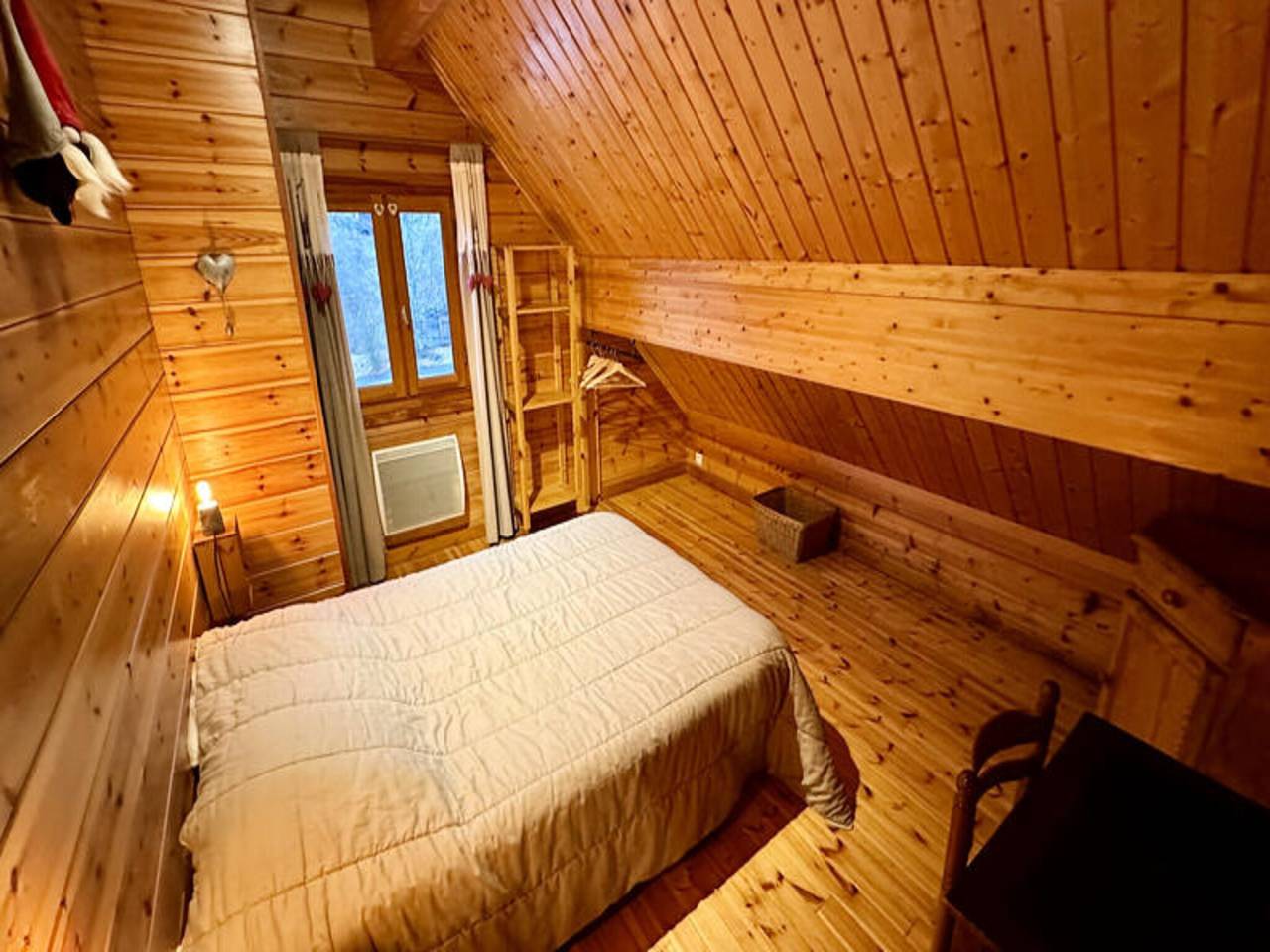 Appartement entier, Chalet au Mont-Dore avec vue sur les montagnes in Mont-Dore, Parc naturel régional des Volcans d'Auvergne