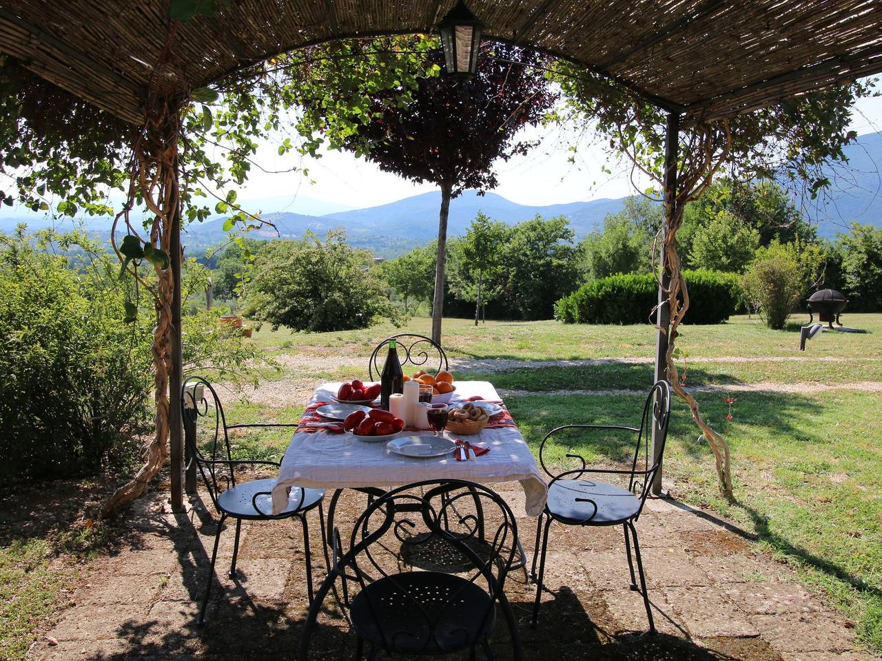 Casale a Casperia con piscina e vista in Casperia, Terminillo