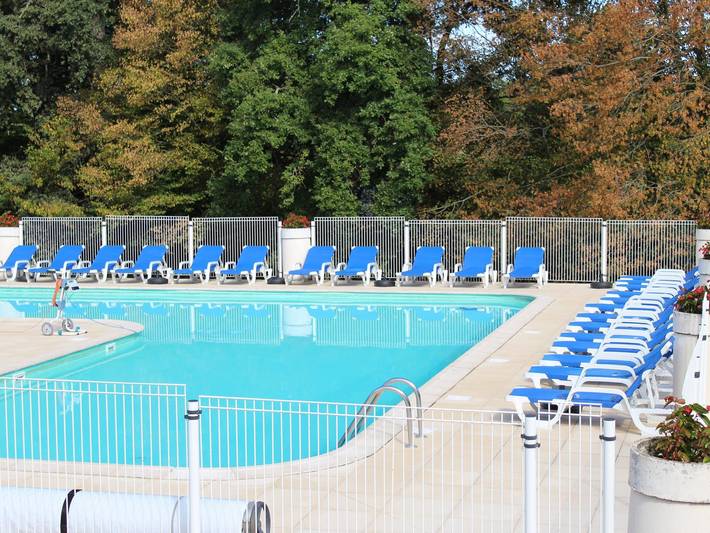 Village vacances pour 5 personnes, avec jardin ainsi que terrasse et bassin pour enfant dans le Lot - 4