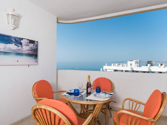 Ferienwohnung für 4 Personen, mit Balkon und Terrasse sowie Pool in Estepona - 2