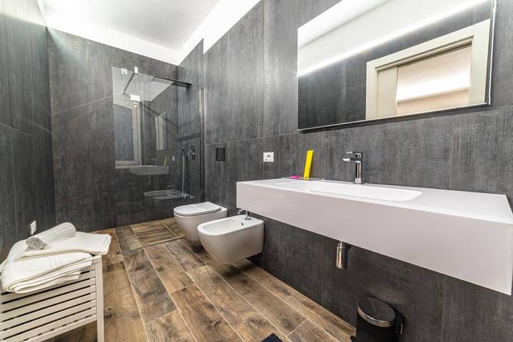 Location de vacances pour 4 personnes, avec Jardin ainsi que Piscine et Vue à Notaresco - 2