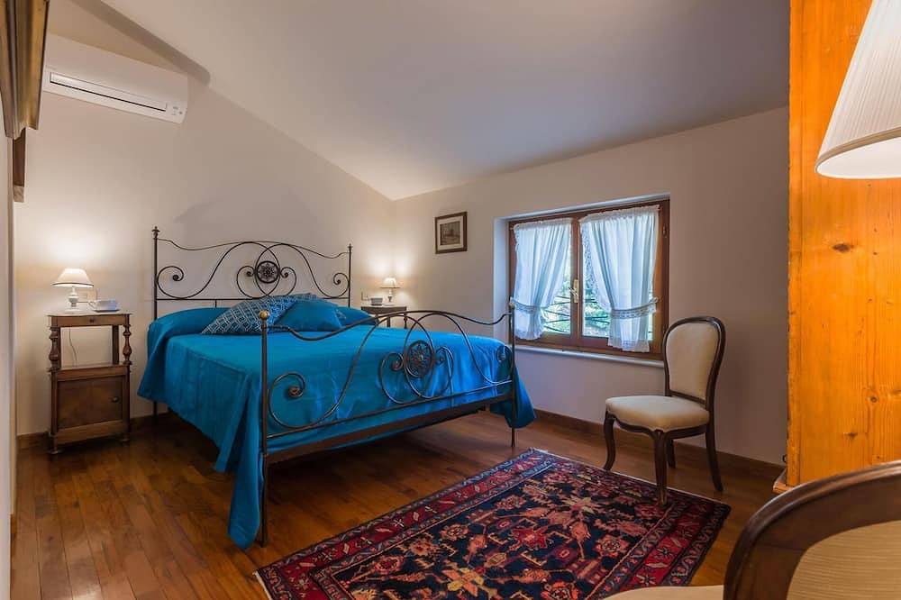 Villa Panorama 9 - Quattro Camere da Letto Villa, Ospiti Massimo 9 in Pesaro, Valle del Metauro
