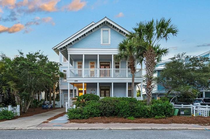 Vacation rental for 17 people, with balcony and pool in Santa Rosa Beach