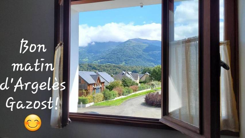 Gîte pour 3 personnes, avec vue et jardin à Argelès-Gazost