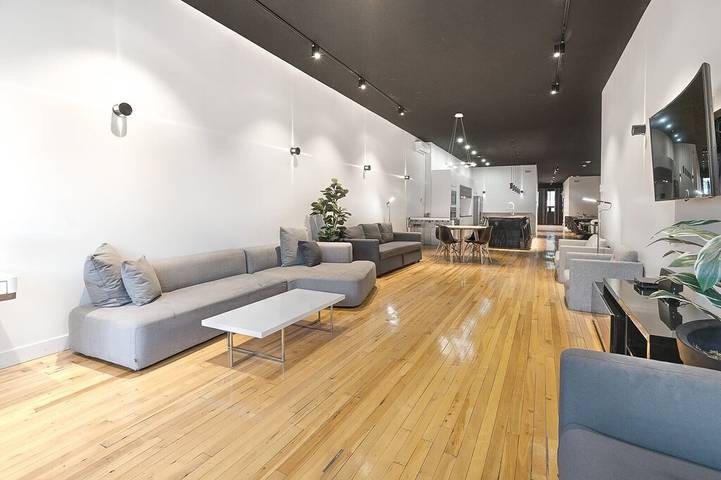 Appartement de vacances pour 20 personnes, avec balcon à Montréal