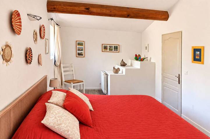 Gîte pour 9 personnes, avec jardin à Murs - 4