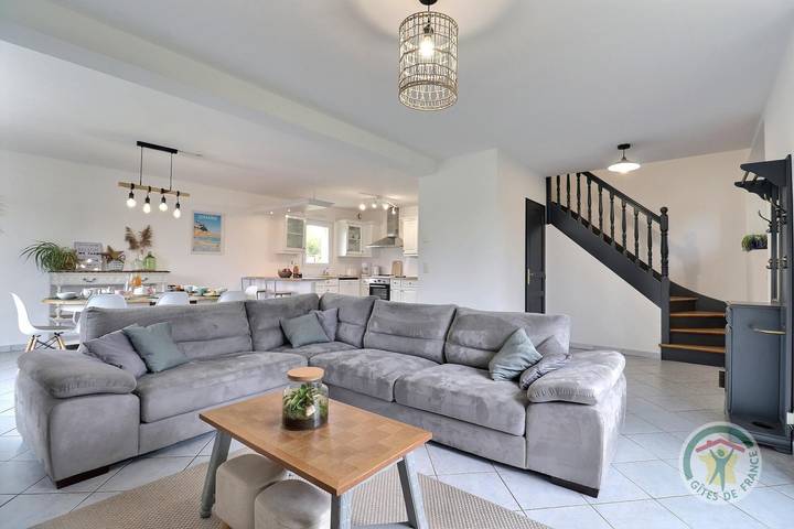 Gîte pour 6 personnes, avec jardin et terrasse, animaux acceptés à Mont-Dol - 3