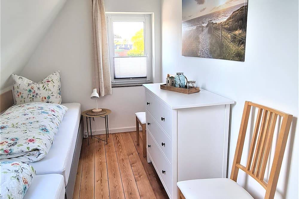 Schönes Ferienhaus, bis 6 Pers, zentral gelegen in Heide, Heide Region
