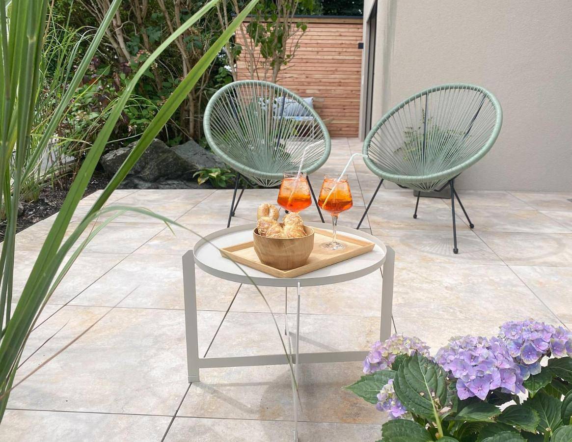 Double Room with Private Bathroom in Lauterach, Bodensee-Vorarlberg